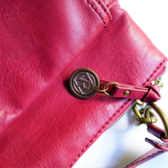 Relic Crossbody Bag - Picture 3 of 6